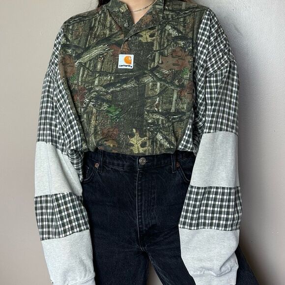 Reworked Carhartt Upcycled Camo Long Sleeve Flannel Sweater Relaxed Baggy Shirt - Picture 3 of 4